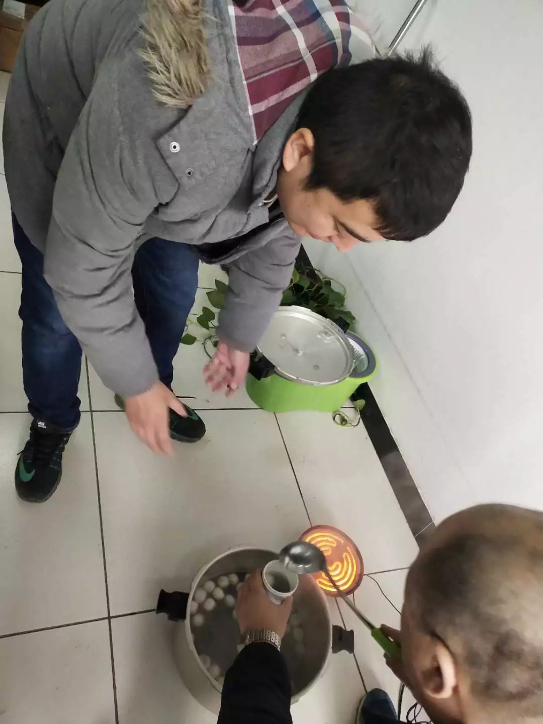 1550628043877345.jpg 640.webp (10).jpg